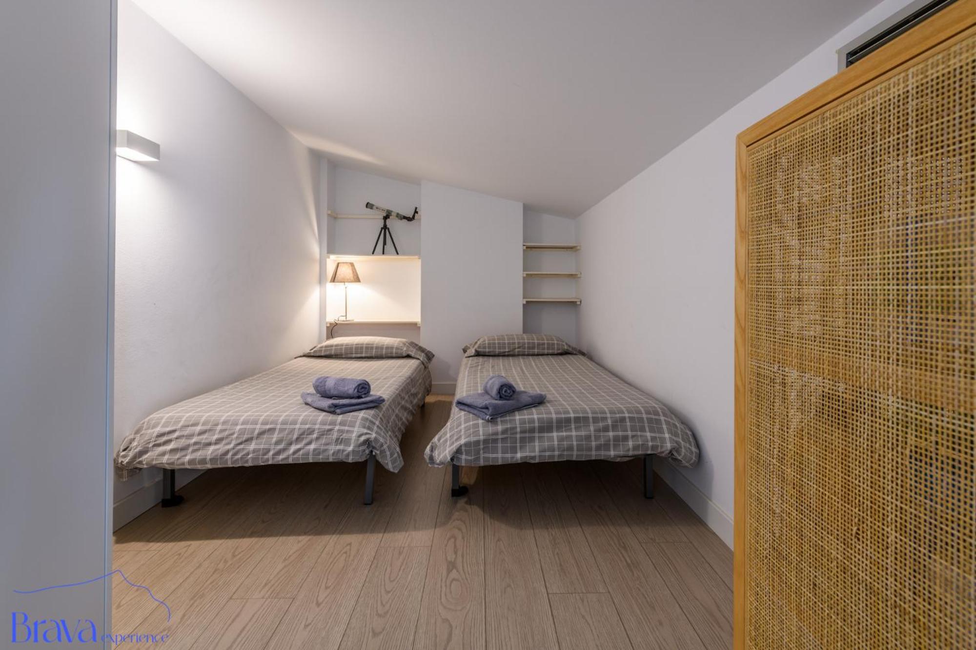 Duplex Sa Tarongeta - 5' Playa I Vistas I Terraza 20M2 I Ascensor I Equipado Cadaqués Exterior foto