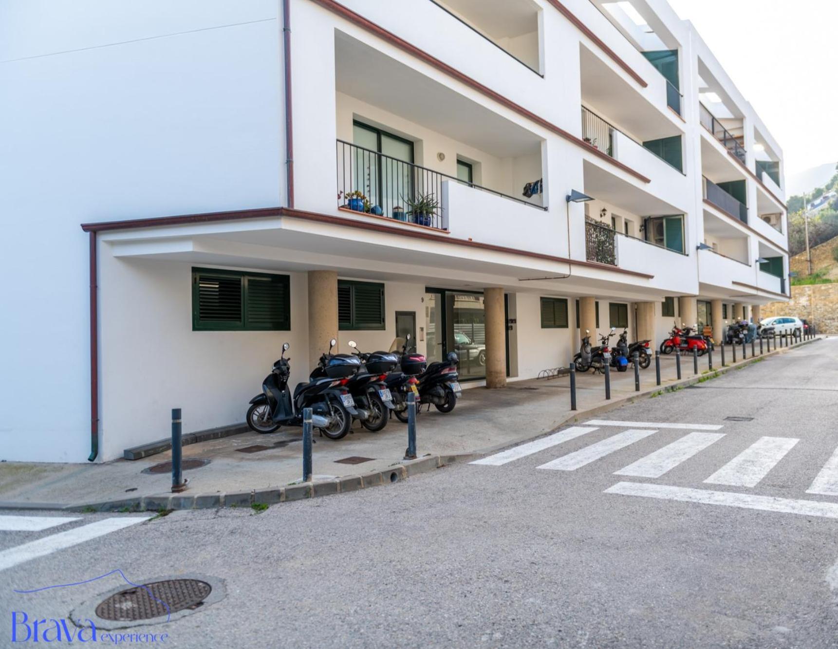 Duplex Sa Tarongeta - 5' Playa I Vistas I Terraza 20M2 I Ascensor I Equipado Cadaqués Exterior foto